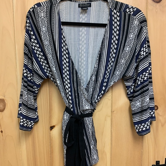 Lucky Brand Boho Bell Sleeve Wrap Top - Picture 1 of 5